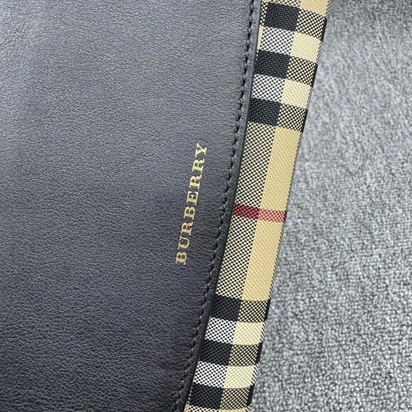 Burberry Leather Shoulder Bag 450-021925 - Picture 3 of 16